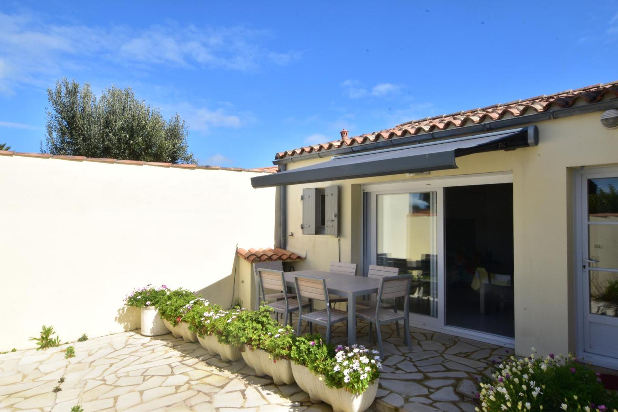 Large Studio Close To The Beach Saint-Martin-de-Re Exterior photo